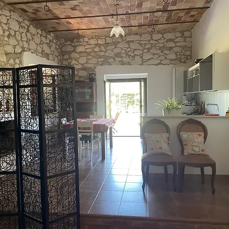 La Quercia Monolocale - La Quercia Apartment *